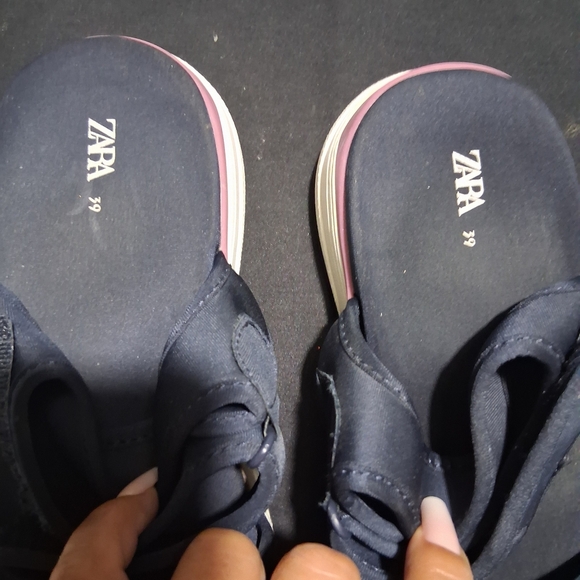 Zara Black Sporty Sandals with Velcro Straps - Picture 6 of 8